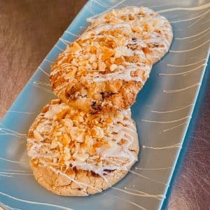 Honey Comb and White Chocolate Cookie